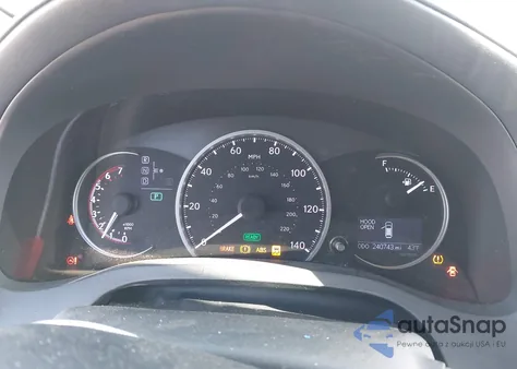 2011 Lexus Ct 200H Premium из США, поврежденный, VIN JTHKD5BH7B2030079